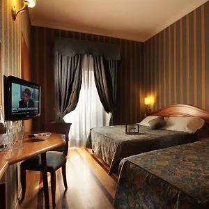 Hs 311 Hotel